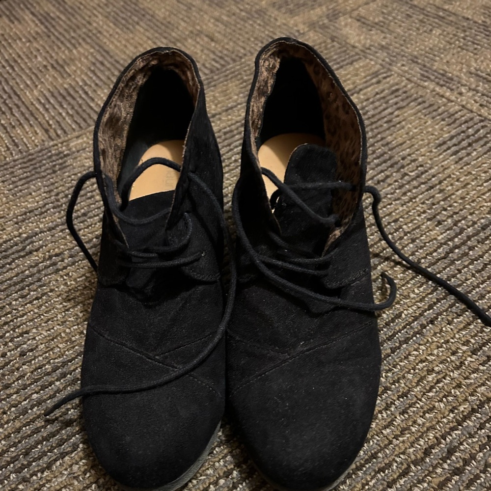 Black Women's Shoes